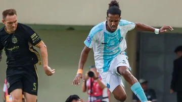 Berita Olahraga Terkini CNN Sport : Hasil Super League: PSBS Bantai Bhayangkara FC 4-1