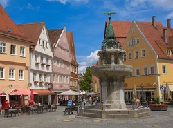 Dihantam Asteroid, Kota Ini Jadi Bertabur Berlian yang Nempel di Tembok