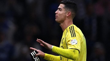Berita Panas dari Dunia Sport CNN : Masih Cemburu Buta, Ronaldo Bakal Lanjut Mogok Main