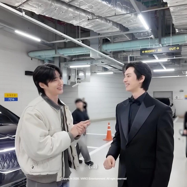 <p>Aktor yang tidak kalah tampan ini menyusul Byeon Woo Seok dengan bergabung dalam agensi yang sama pada 2025 lalu. Lee Chae Min pun sukses menjadi bintang dalam sejumlah drakor hits, termasuk drama <em>Bon Appetit, Your Majesty.</em> (Foto Instagram @varoent_officia</p>