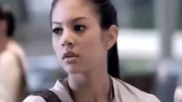 Highlight Dunia Hiburan InsertLive : Ini 7 Foto Lawas Aurelie Moeremans Awal Debut Main Sinetron hingga Jadi Bintang Iklan