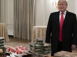 Video: Trump Ancam Tarif 25% untuk Negara yang Berbisnis dengan Iran