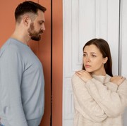 Jarang Disadari, Kenali 5 Red Flag Pada Pasangan Lewat Memoar Aurelie Moeremans