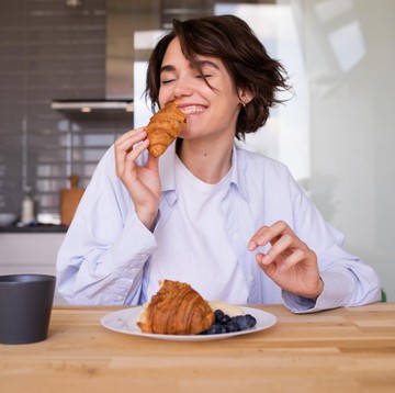 5 Makanan yang Pantang Dikonsumsi saat Sarapan agar BB Turun Lebih Cepat
