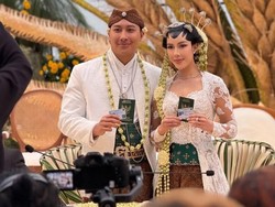 Keluarga Cendana Kompak Hadir, 7 Foto Pernikahan Darma Mangkuluhur Putra Tommy Soeharto