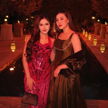 7 Potret Seleb Tanah Air Hadiri Pernikahan Mewah Ranggaz Laksmana di Maroko