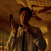 Zo In Sung Pancarkan Karismanya dalam Still-Cut Film Baru 'Humint'