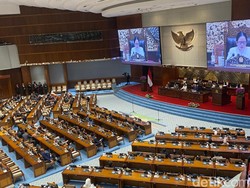 Puan Buka Masa Sidang Tahun 2026, 294 Anggota DPR Hadir