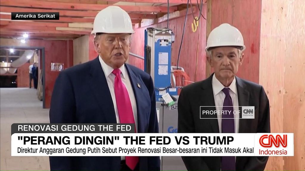 VIDEO: "Perang Dingin" The Fed vs Trump