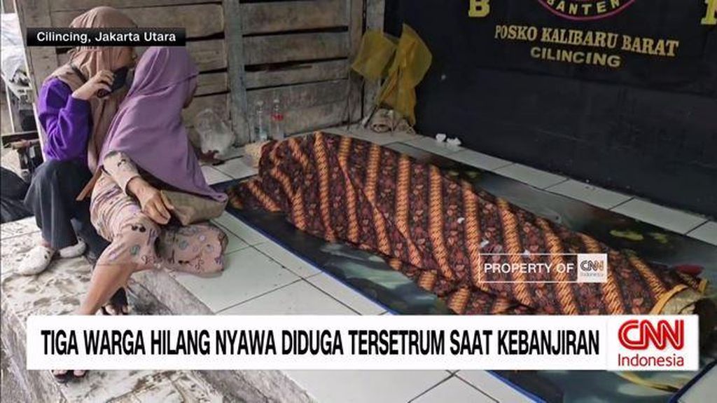 VIDEO: Tiga Warga Jakarta Tewas Diduga Tersetrum Saat Banjir