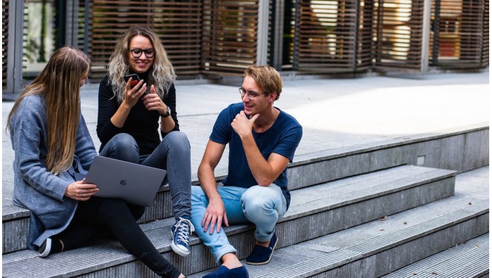 Mau Kuliah ke Luar Negeri? Ini 5 Universitas yang Nggak Wajibkan IELTS