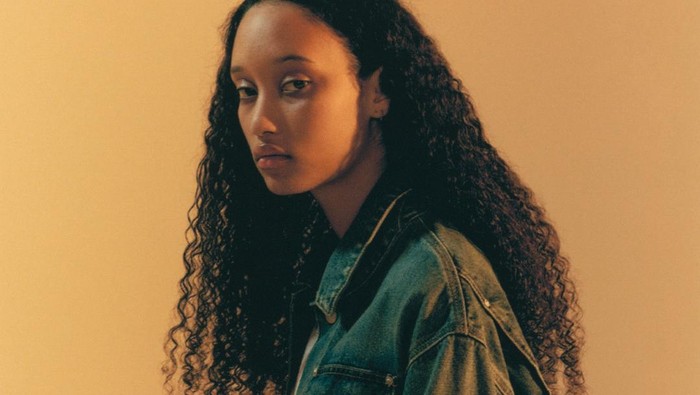 5 Brand Fashion Jadul yang Kembali Diburu Anak Muda, Vintage & Klasik!