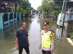 Banjir Melanda Karangmlati, Jalur Utama Demak-Bonang Terendam