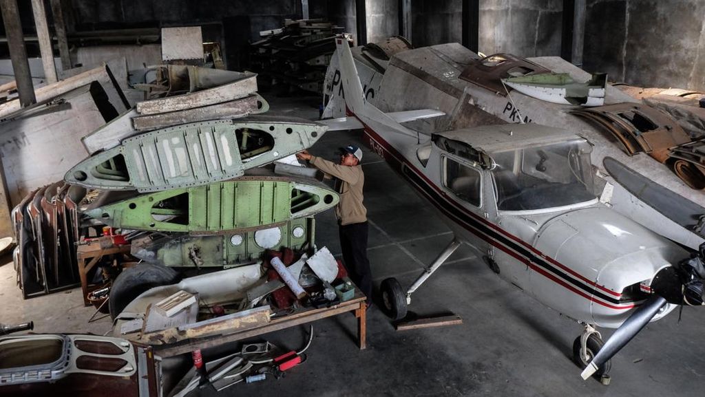 FOTO: Potret Bangkai Pesawat Penghasil Cuan Miliaran