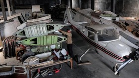 FOTO: Potret Bangkai Pesawat Penghasil Cuan Miliaran