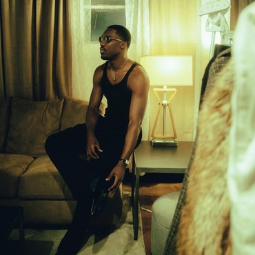 Lirik Lagu STRANGERS - Giveon