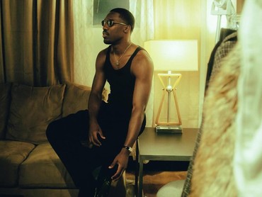 Lirik Lagu STRANGERS - Giveon