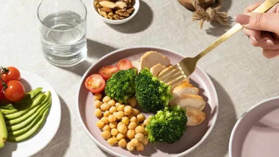 Jalani Olahraga dan Diet Ekstrem&comma; Wanita Ini Berujung Menopause Dini