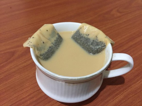 Tren 'Milk Tea' Merendam Kantong Teh Semalaman, Aman atau Berisiko?