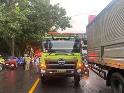 Pelajar Tewas Usai Tabrak Truk di Lampu Merah Bypass Soekarno