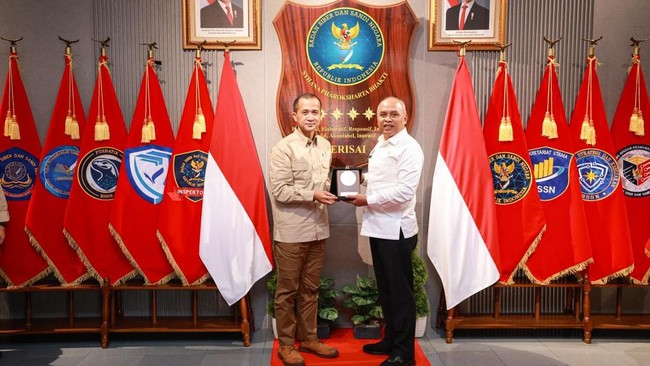 Menteri Transmigrasi menyatakan dukungan BSSN penting dalam penyediaan infrastruktur digital yang stabil dan aman di Kampus Patriot di kawasan transmigrasi.