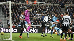 Hasil Carabao Cup: Hajar Newcastle 2-0, Satu Kaki Man City ke Final