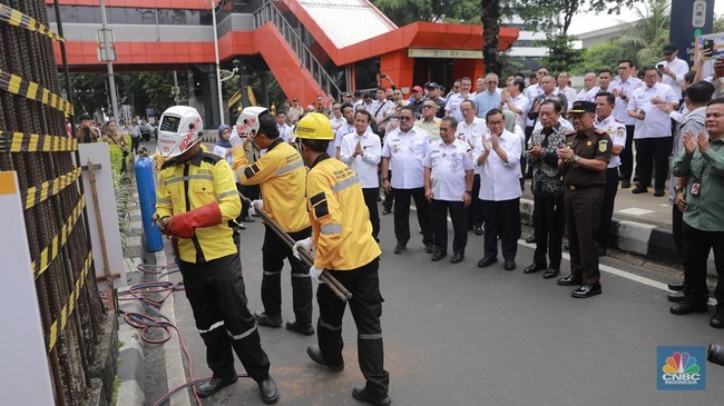 Membeludak! Pelamar Loker Padat Karya Pemprov DKI Sampai 132.627 Orang