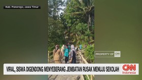 VIDEO: Perjuangan Siswa Menuntut Ilmu Viral di Media Sosial