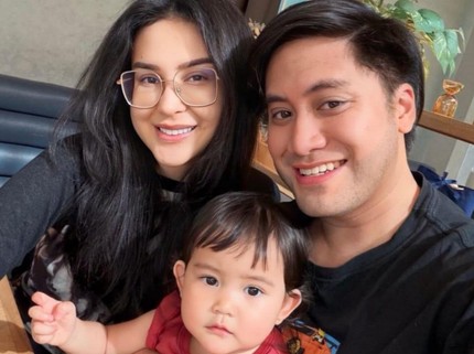Momen Hangat Anak Kevin Aprilio Bermain Bersama Sang Kakek Addie MS, Cucu Rasa Anak