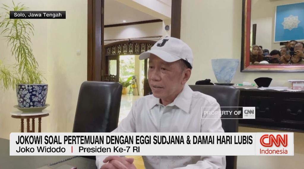 VIDEO: Jokowi Soal Pertemuan Dengan Eggi Sudjana dan Damai Hari Lubis