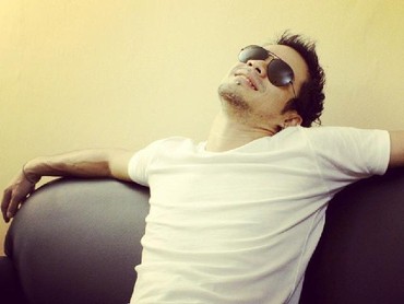 Ingat Lagi Video Klip 'Pelan Pelan Saja' Kotak, Disebut Mirip Kisah Roby-Aurelie