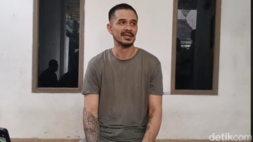 Berita Viral Selebriti dari InsertLive : Roby Tremonti Bahas Sosok Tom di Buku Aurelie, Nama Tommy Kurniawan Terseret