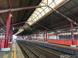 Stasiun Warna-warni di Cikini-Jayakarta, Mana yang Jadi Favorit Penumpang KRL?