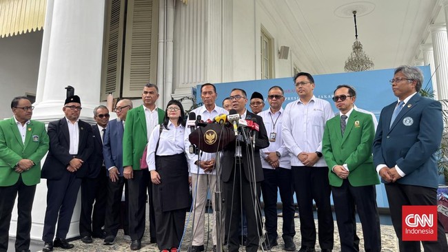 Menteri Prasetyo Hadi mengungkap diskusi Presiden Prabowo dengan 1.200 akademisi, membahas peningkatan dana riset, beasiswa, dan solusi kekurangan dokter.