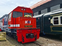 Nostalgia, Lokomotif Lawas D301 dan BB306 Kembali Berbalut Livery Lawas