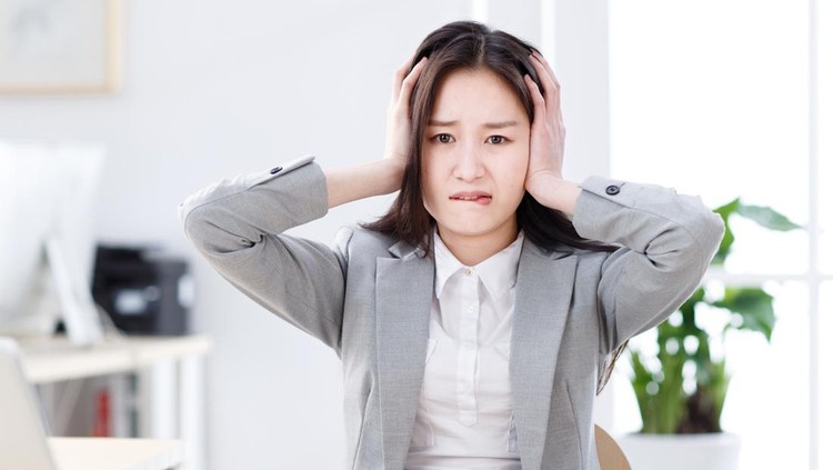 A crazed business woman