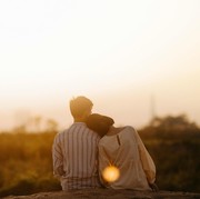 Love Bombing vs Grooming, Mana yang Lebih Berbahaya?