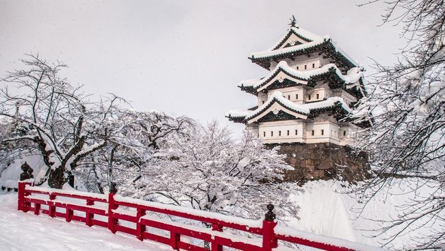 Jika bicara liburan ke Jepang, barangkali yang terngiang mengunjungi kota-kota populer yang dijuluki Golden Routes seperti Tokyo, Osaka, Nagoya, dan Sapporo.