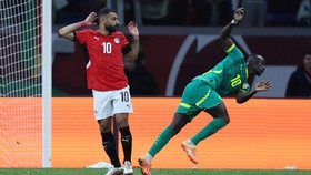 Sadio Mane Tiga Kali Hancurkan Mimpi Mohamed Salah dan Mesir