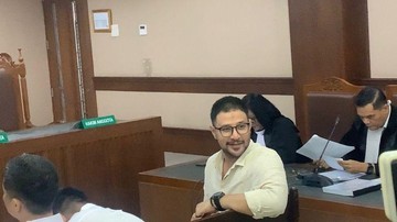 Update Informasi Selebriti InsertLive : Kukuh Minta Rekaman CCTV Diputar, Ammar Zoni Ingin Ungkap Dugaan Penganiayaan