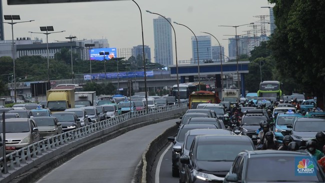 Kabar Baik! Penjualan Mobil "Meledak", Warga RI-Diler Kompak Beli Baru
