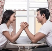 5 Daftar Zodiak yang Dikenal Tidak Posesif, Berikan Kepercayaan Penuh!