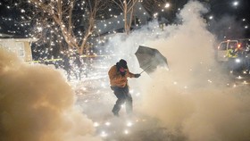 FOTO: Trump Diguncang Demo Rusuh di Minneapolis
