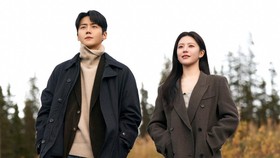 Pesan Manis Kim Seon-ho dan Go Youn-jung untuk Fans di Indonesia