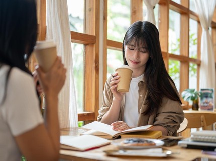 8 Tanda Orang Sembunyikan Perasaan Luka di Balik Kata 'Aku Baik-Baik Saja' Menurut Psikolog