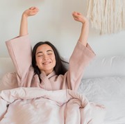 Bisa Bangun Siang, 5 Zodiak yang Paling Hobi Tidur di Akhir Pekan