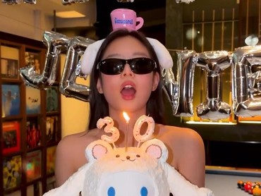 Gaya Jennie BLACKPINK Rayakan Ulang Tahun ke-30 Tuai Kritikan Knetz