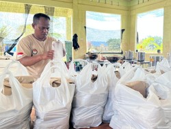 Tak Hanya Layani Satgas, Dapur Umum IPDN Bantu Ekonomi Warga Aceh Tamiang