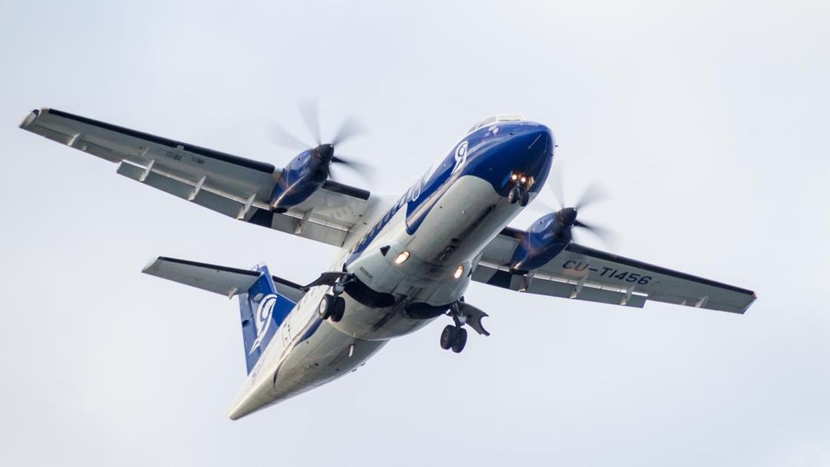 Pesawat ATR 42-500 Hilang Kontak Dioperasikan Indonesia Air Transport