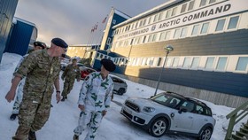 Dubes AS untuk NATO: Reaksi Eropa Berlebihan soal Greenland